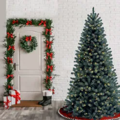 Christmas Central 6.5’ Pre-Lit Full North Valley Spruce Artificial Christmas Tree, Clear Lights -Christmas Central Sales Store dnat nrvb7 306 65 4 43339.1665260244